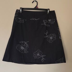 Comfy cotton skirt, black with white floral design size 9